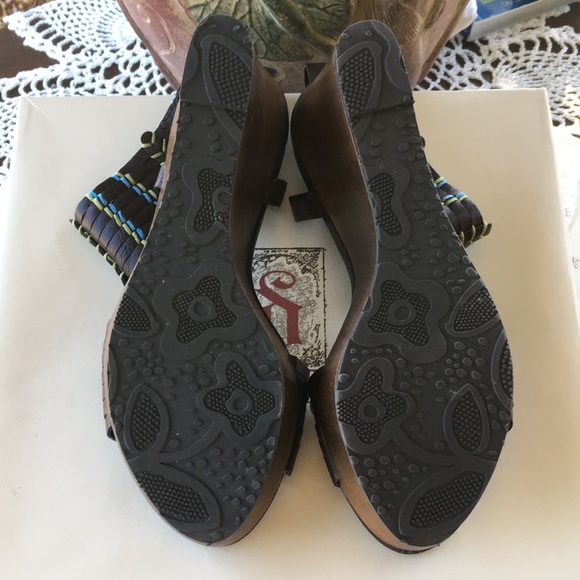 Decree “Luna” Brown Ankle Wrap Platform Wedge Sandals Sized 7, NIB - Picture 4 of 8